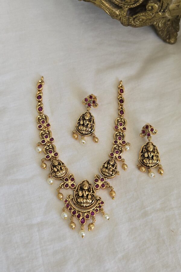 Beautiful antique neckset with back chain