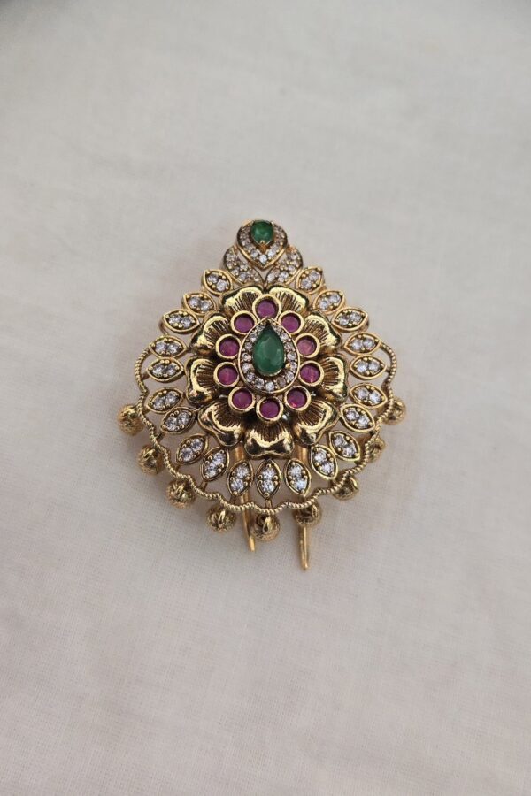 Antique single pendant