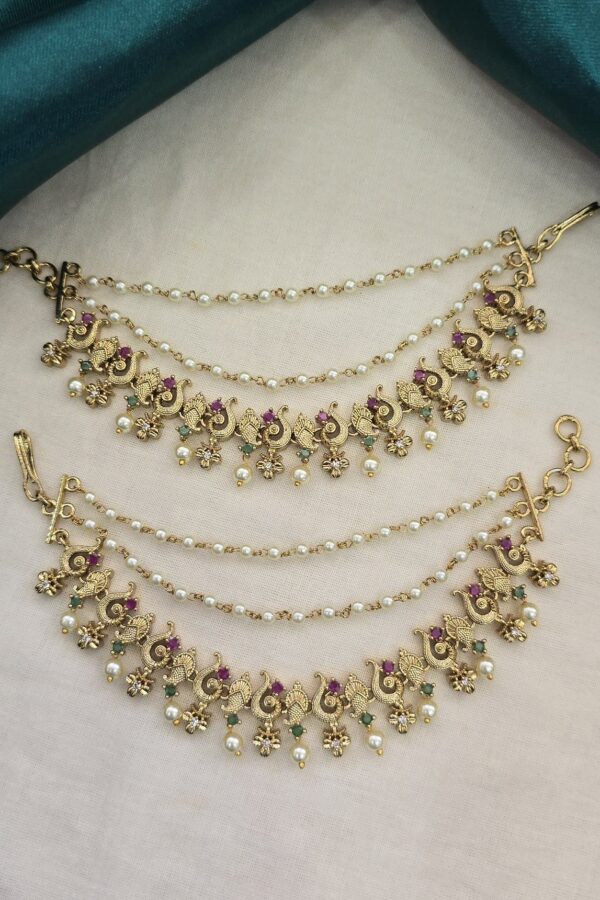 Antique maatal