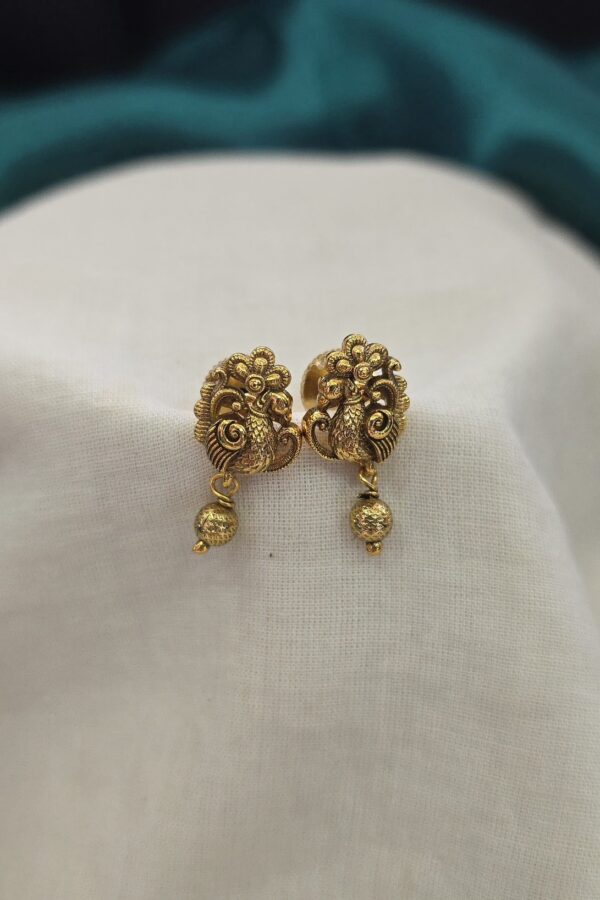 Simple Peacock design antique stud