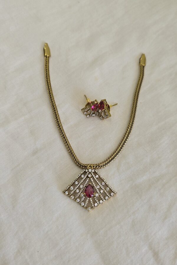 Victorian mehandi finish simple neckset with backchain