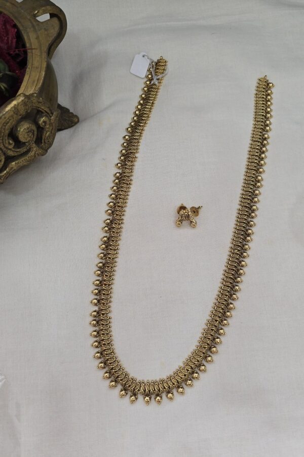 Simple Antique long haram with back chain