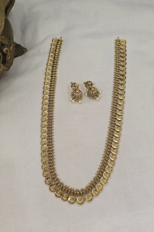 Simple Antique long haram with back chain