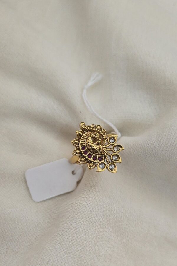 Antique peacock design adjustable finger ring