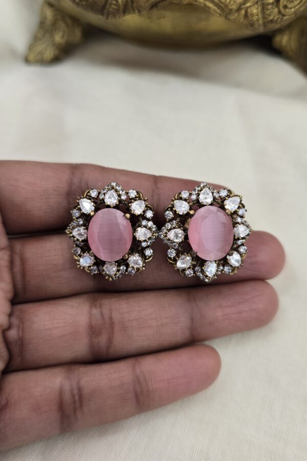 Black antique Victorian stud