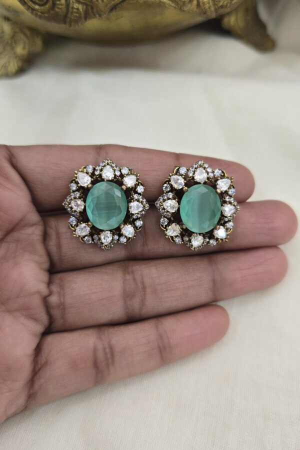 Black antique Victorian stud