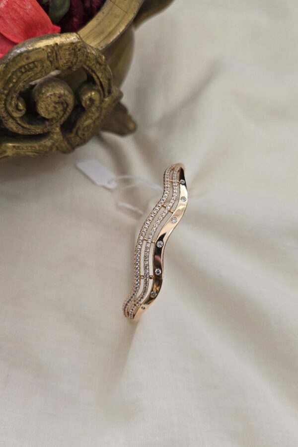 Premium Anti tarnish bracelet - opn type