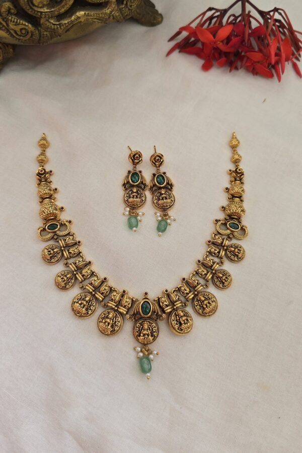 Antique kaasu neckset with back chain