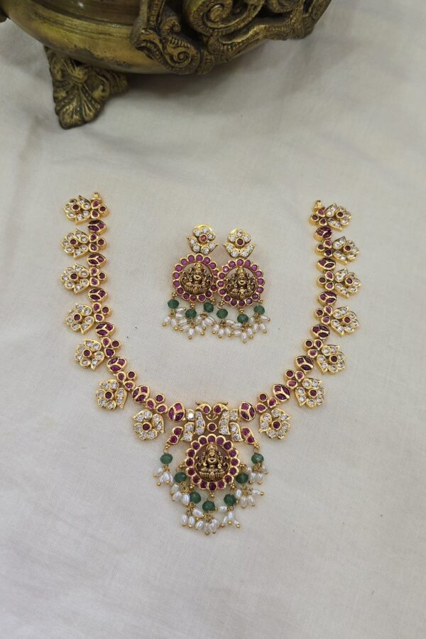 Beautiful gold replica antique neckset with backchain