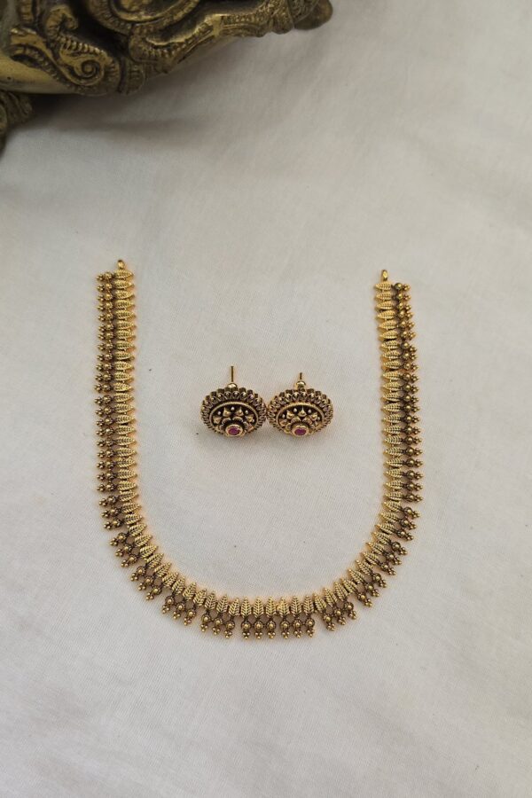 Beautiful gold replica antique neckset with backchain